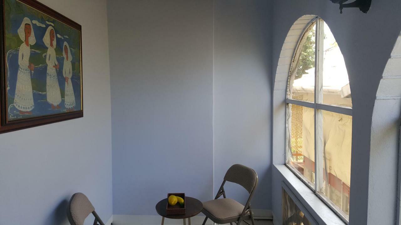 Rainbow Inn Grenville Bagian luar foto